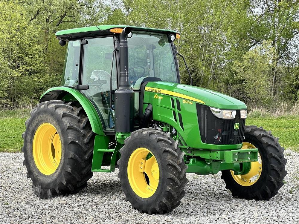 2018 JOHN DEERE 5100M