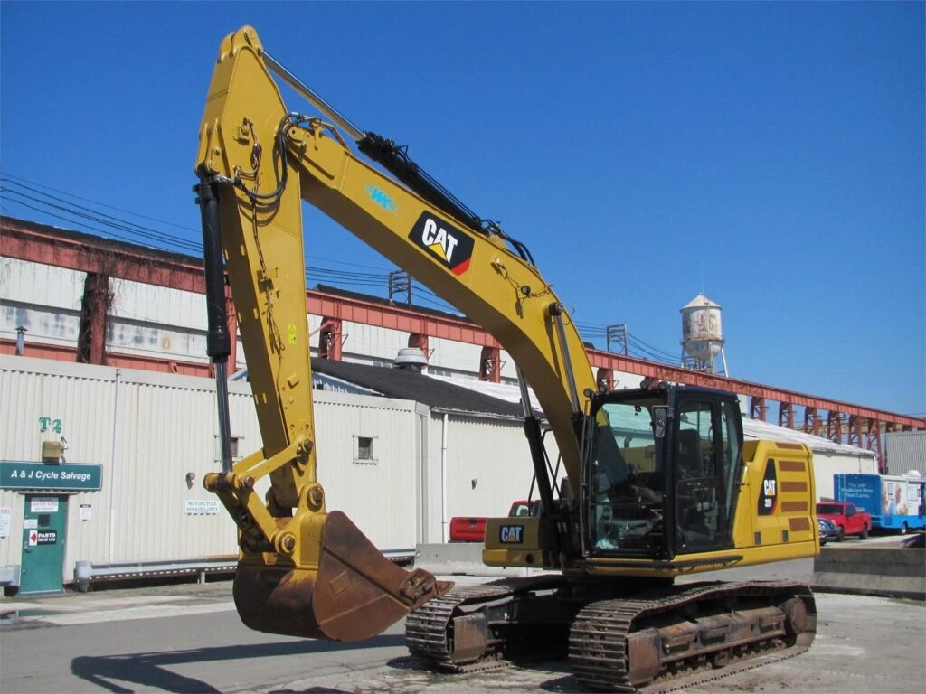 2018 CATERPILLAR 320