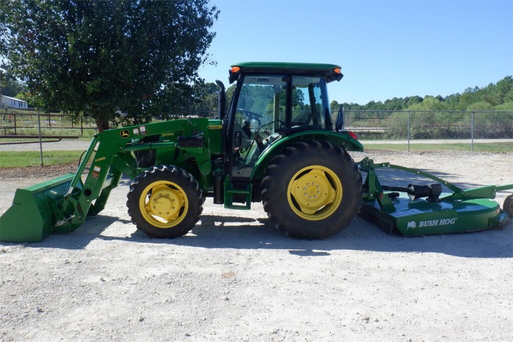 2015 JOHN DEERE 5055E