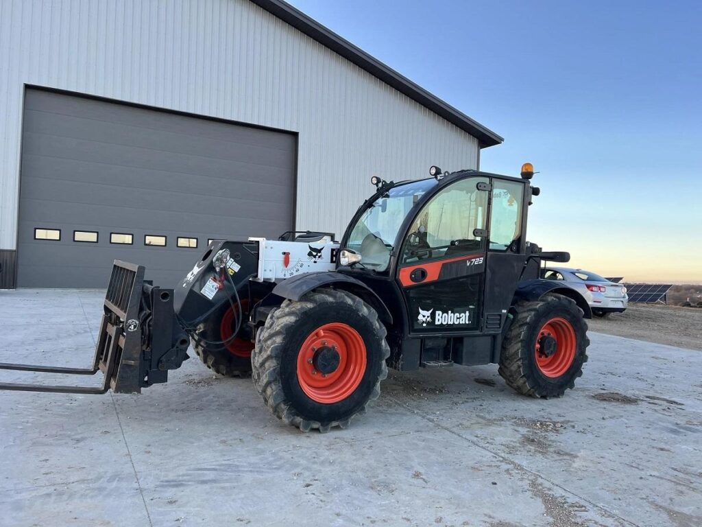 2019 BOBCAT V723