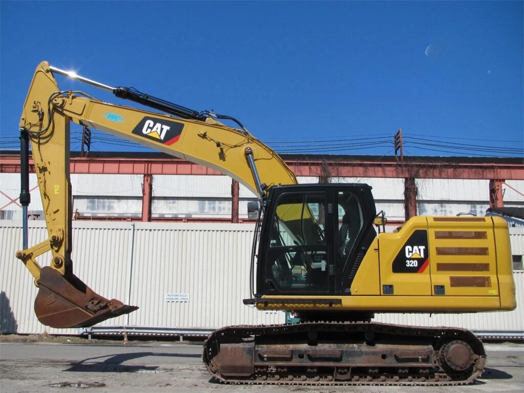 2018 CATERPILLAR 320