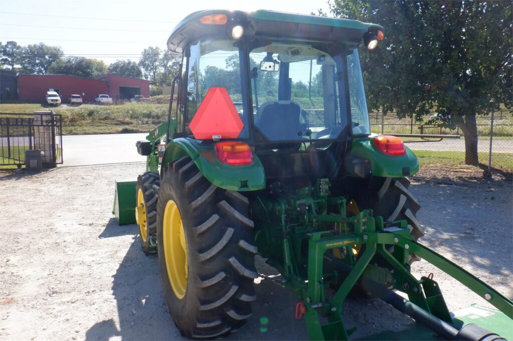 2015 JOHN DEERE 5055E