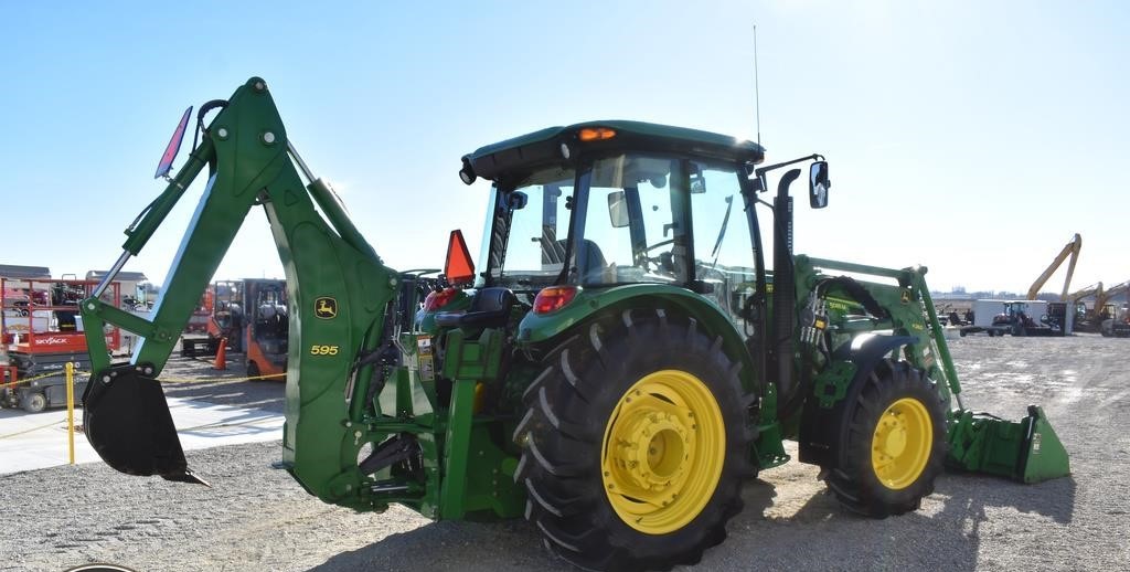 2014 JOHN DEERE 5085M