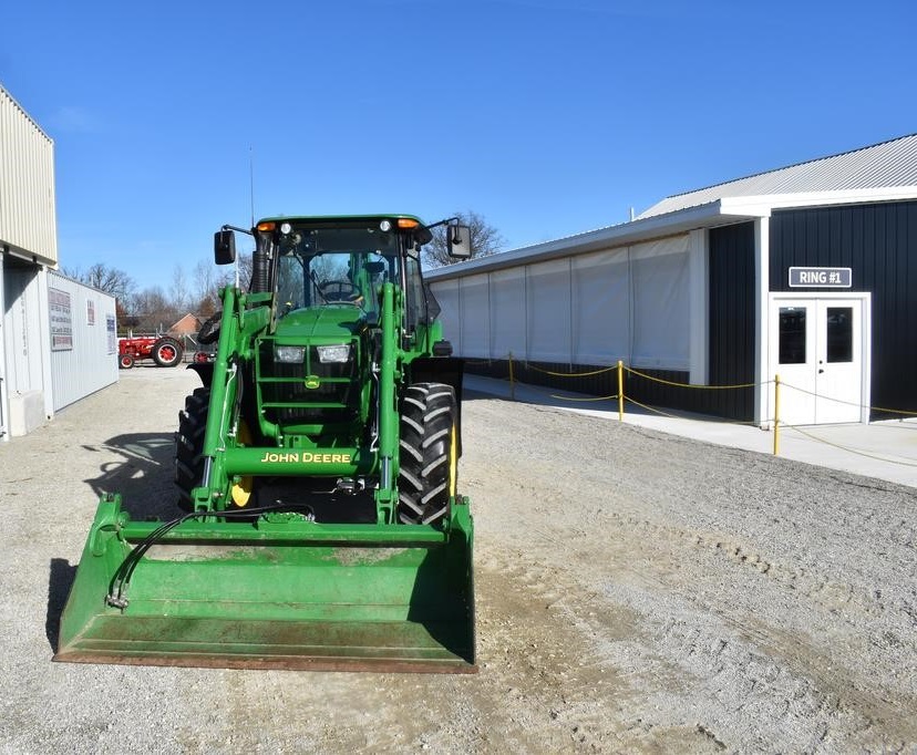 2014 JOHN DEERE 5085M